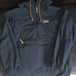 L.L. Bean anorak - like new